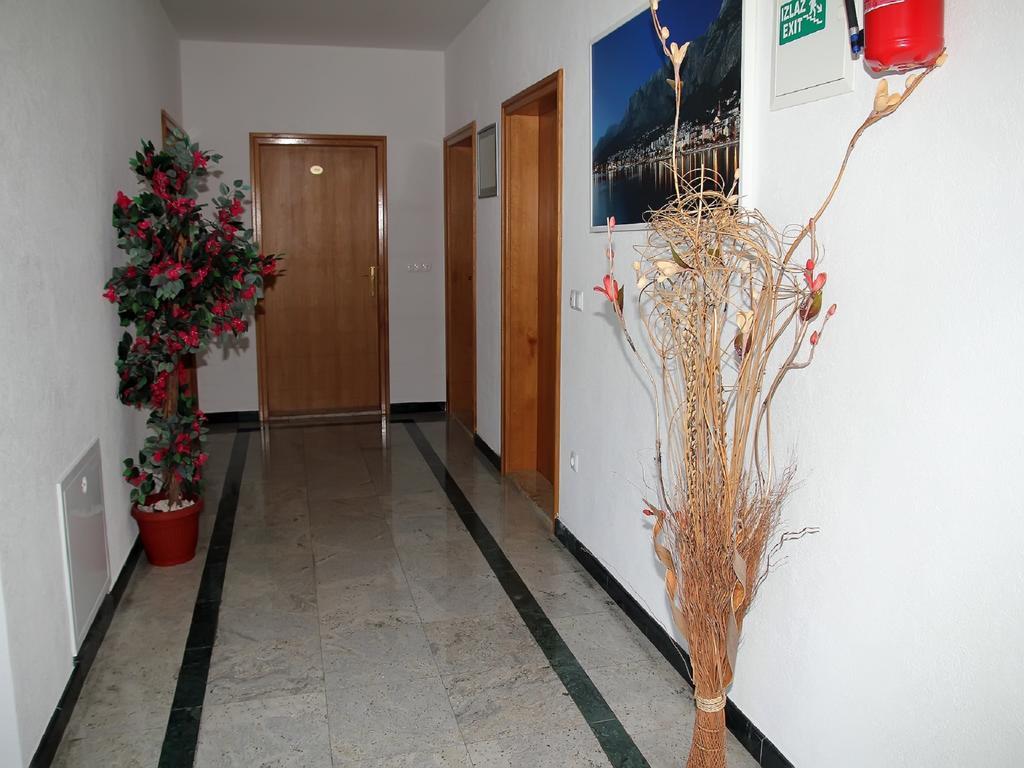 Apartments Villa Katarina Макарска Экстерьер фото