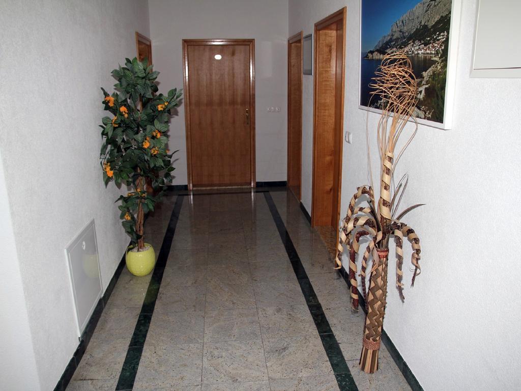Apartments Villa Katarina Макарска Экстерьер фото